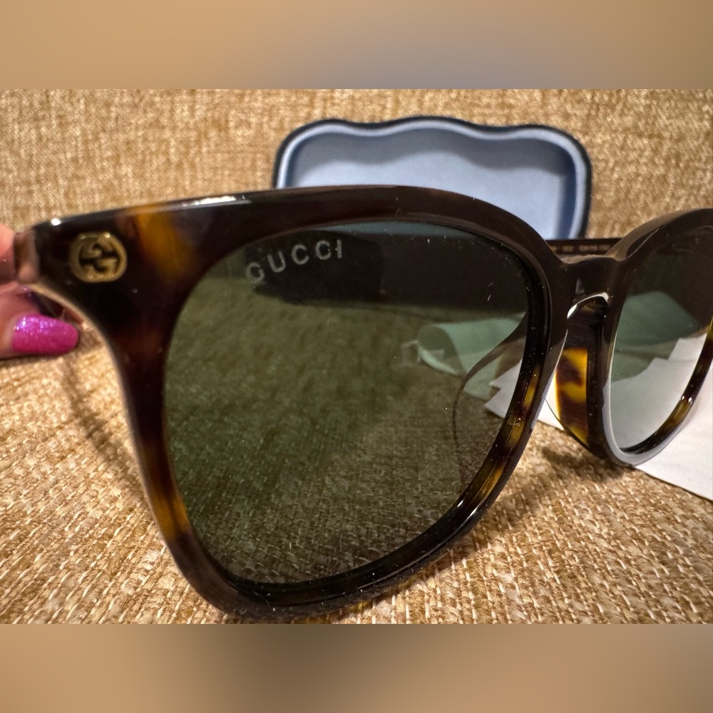 Authentic GUCCI Square Acetate Sunglasses w/ Interlocking G’s Havana GG0154SA - Picture 7 of 12